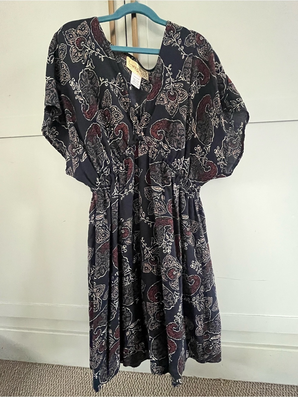 Francesca's Collections Black Midi Dress with Burgundy Paisley